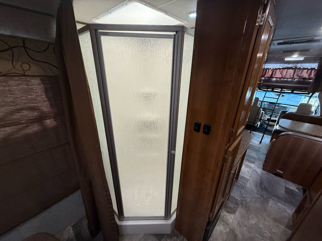 Used 2017 Ford E-450 and Econoline 450 Super Duty w/ Motorhome Prep Package RWD image 35