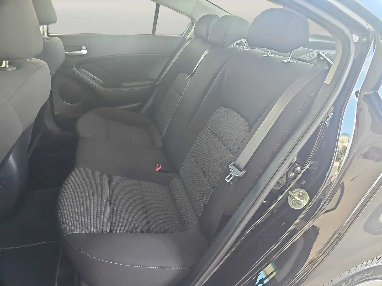 Used 2018 Kia Forte LX FWD image 13