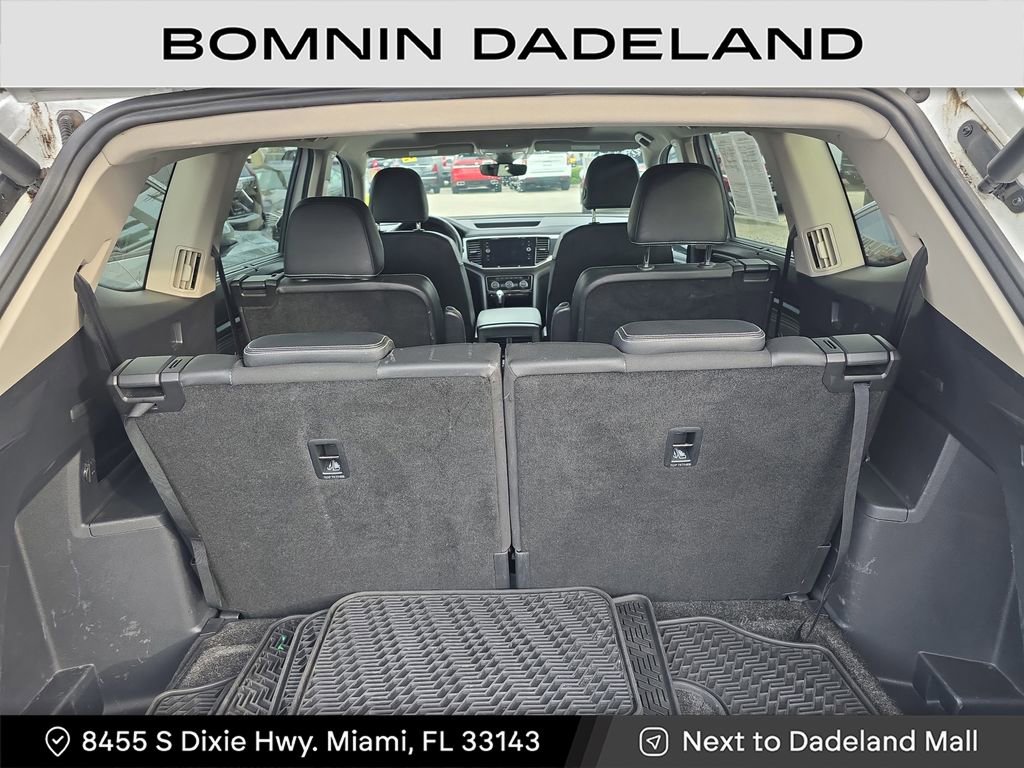 Used 2022 Volkswagen Atlas SEL R-Line image 12