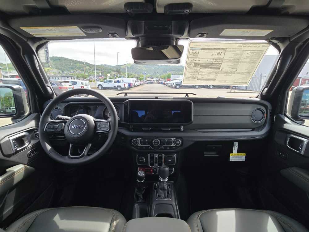 New 2026 Jeep Gladiator Mojave AWD/4WD image 16