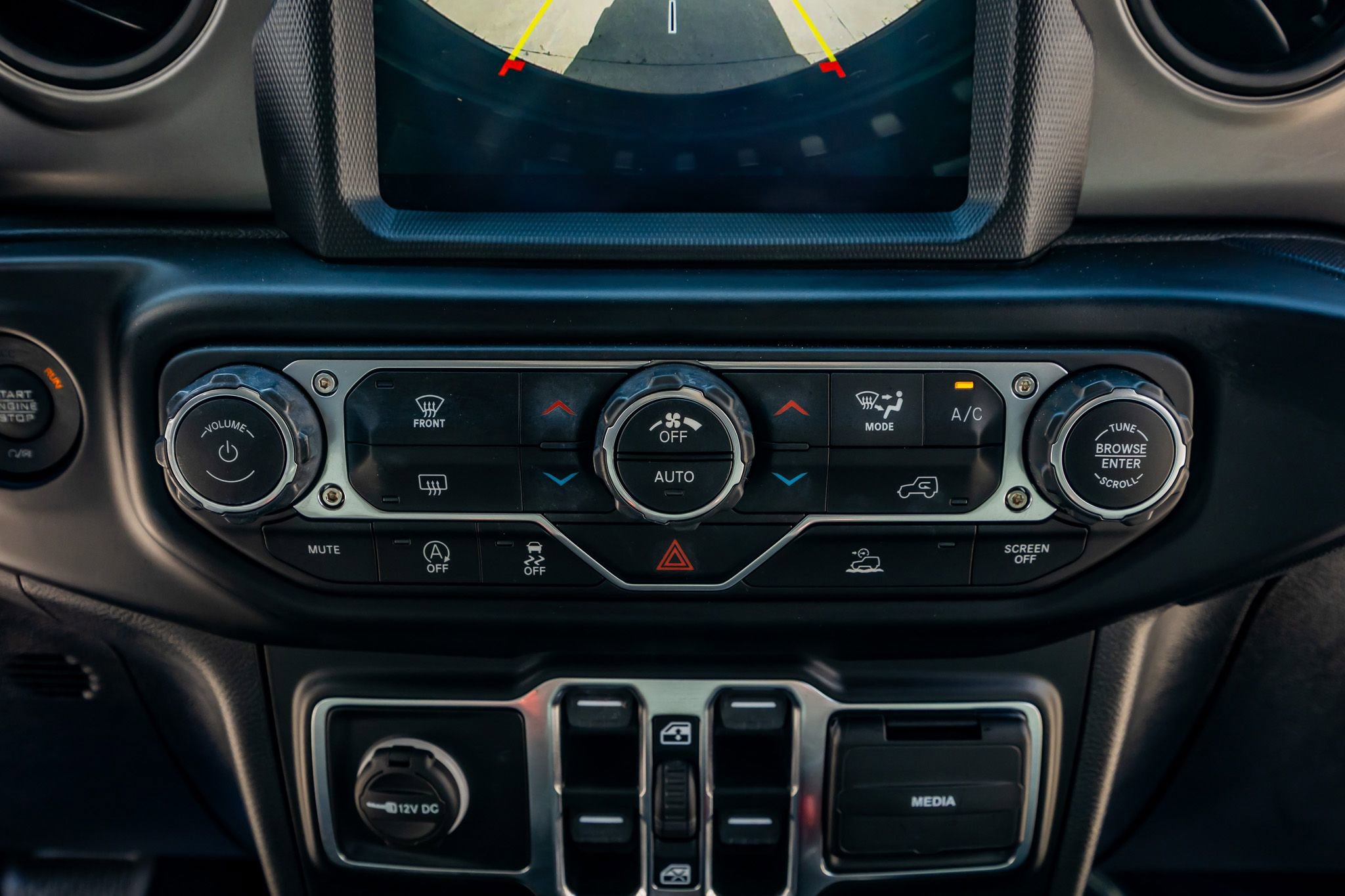 Used 2022 Jeep Wrangler Unlimited Sport w/ Sun And Sound Package image 27