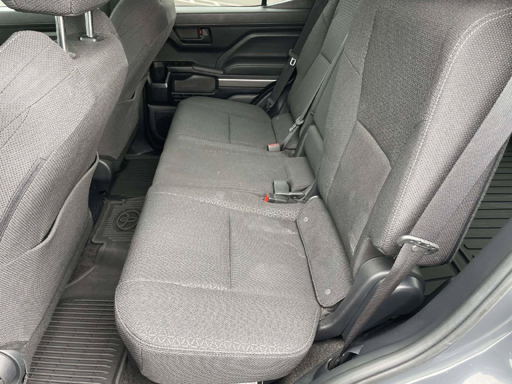 Used 2025 Toyota 4Runner SR5 RWD image 12