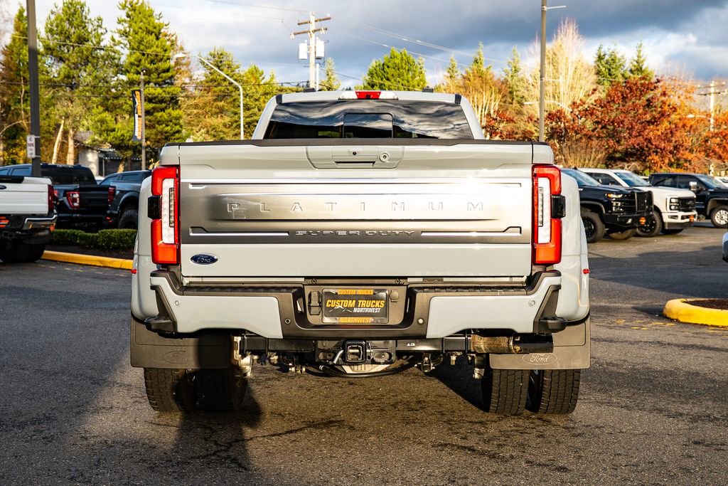 Used 2025 Ford F450 Platinum w/ Platinum Plus Package image 5