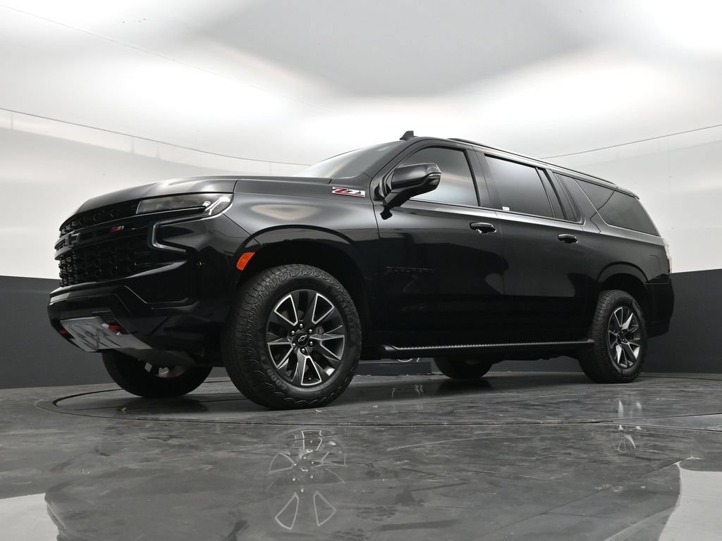 Used 2023 Chevrolet Suburban Z71 w/ Luxury Package AWD/4WD image 20