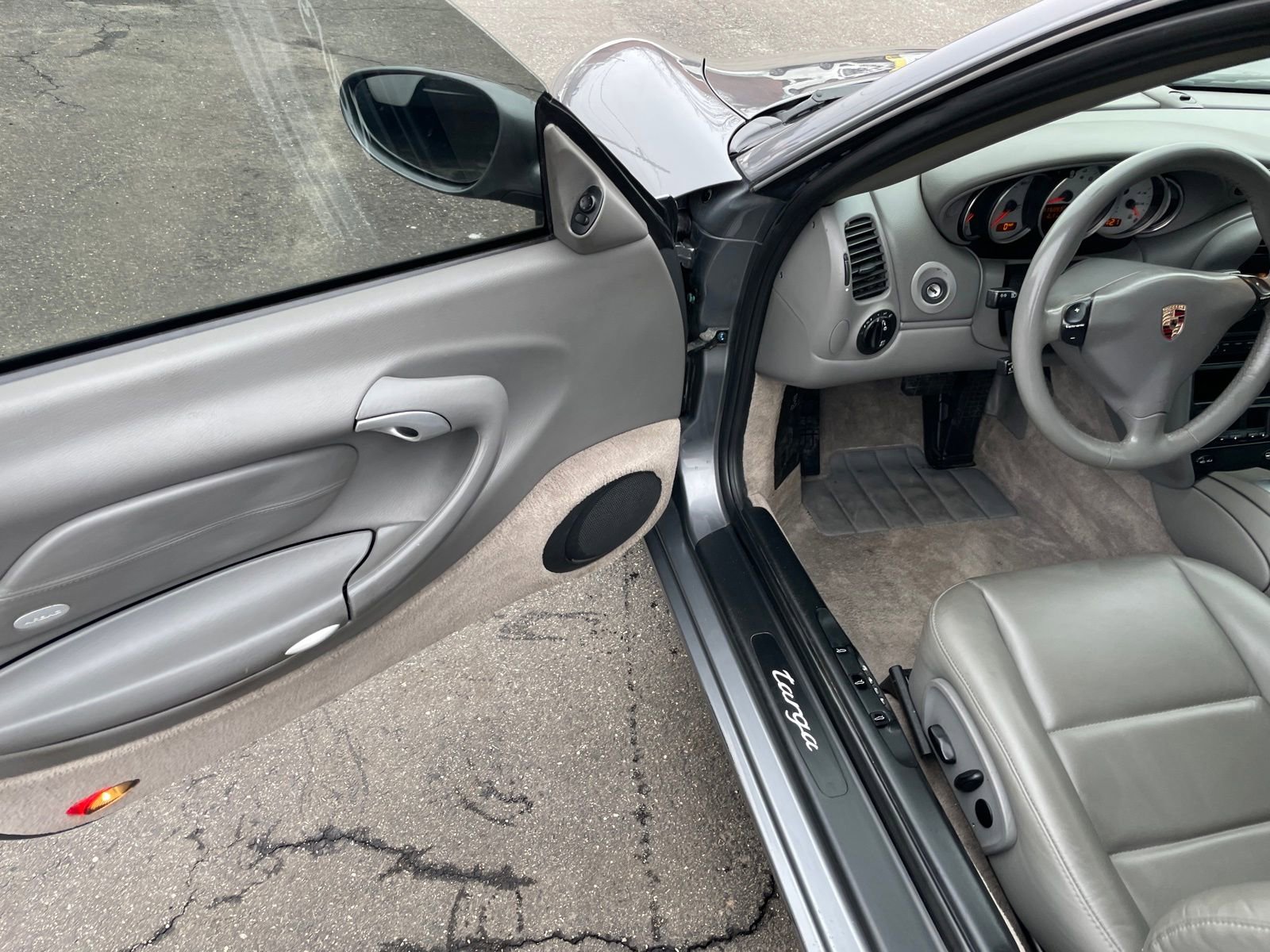 Used 2003 Porsche 911 Targa image 18