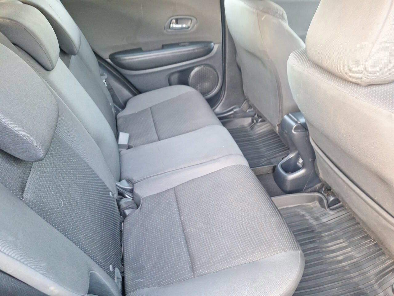 Used 2022 Honda HR-V LX image 12