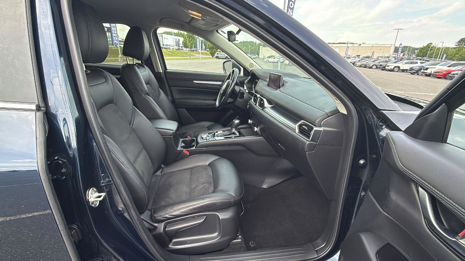 Used 2020 MAZDA CX-5 Touring AWD/4WD image 17