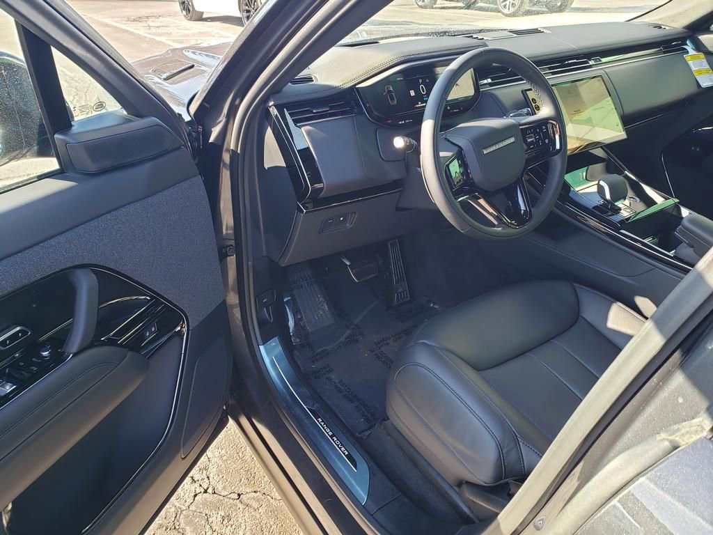 New 2026 Land Rover Range Rover Sport Dynamic SE image 9