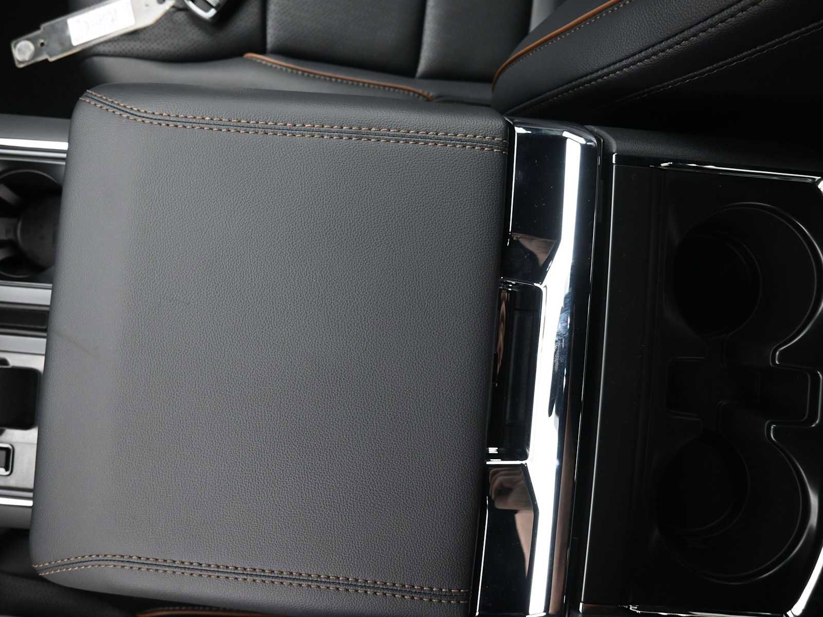 New 2025 Ford F150 Lariat w/ Equipment Group 502A High image 46