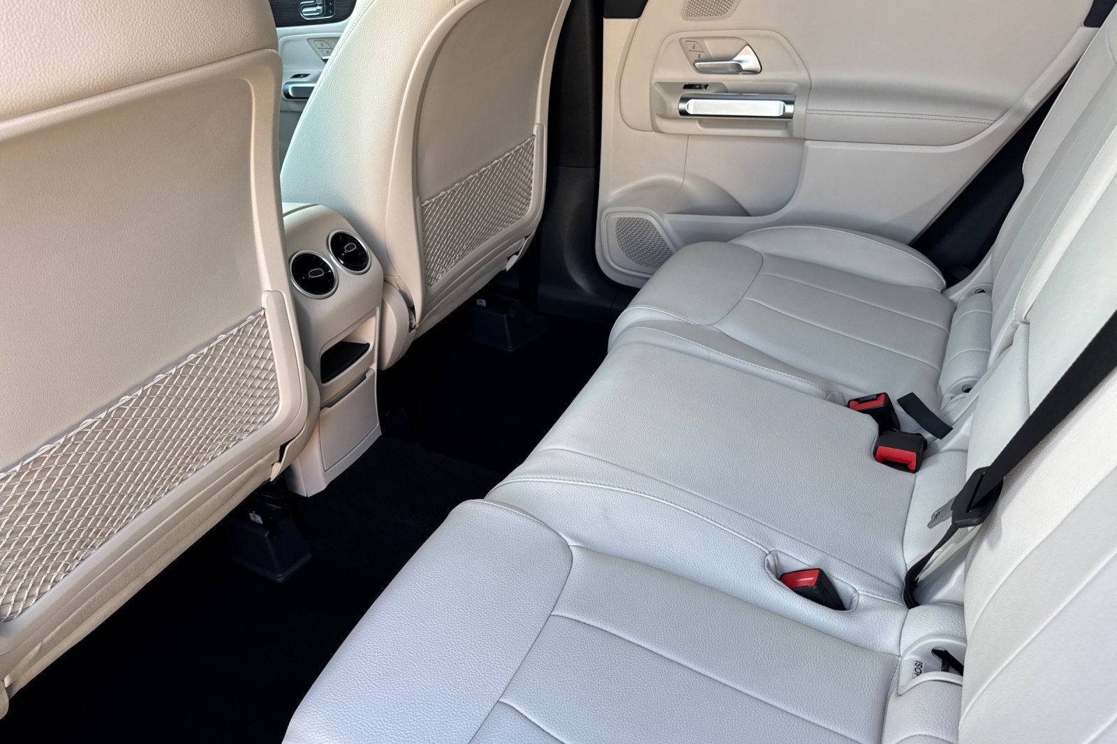 Certified 2026 Mercedes-Benz GLB 250 image 14