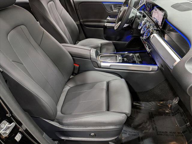 Used 2025 Mercedes-Benz GLB 250 image 21