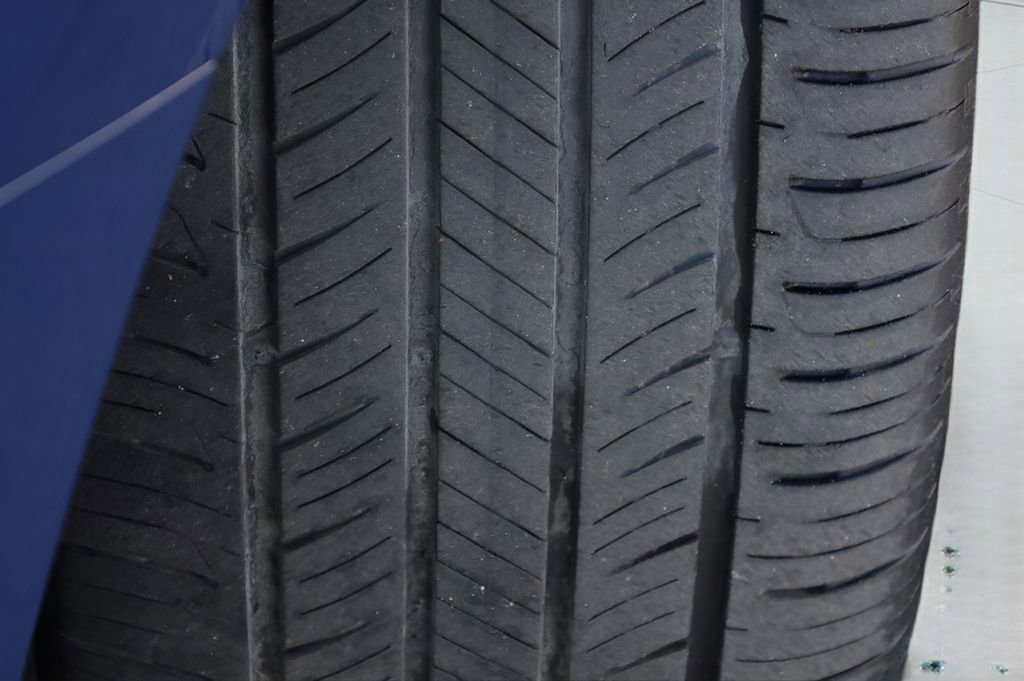 Certified 2023 Toyota Camry XLE w/ Navigation Package AWD/4WD image 5