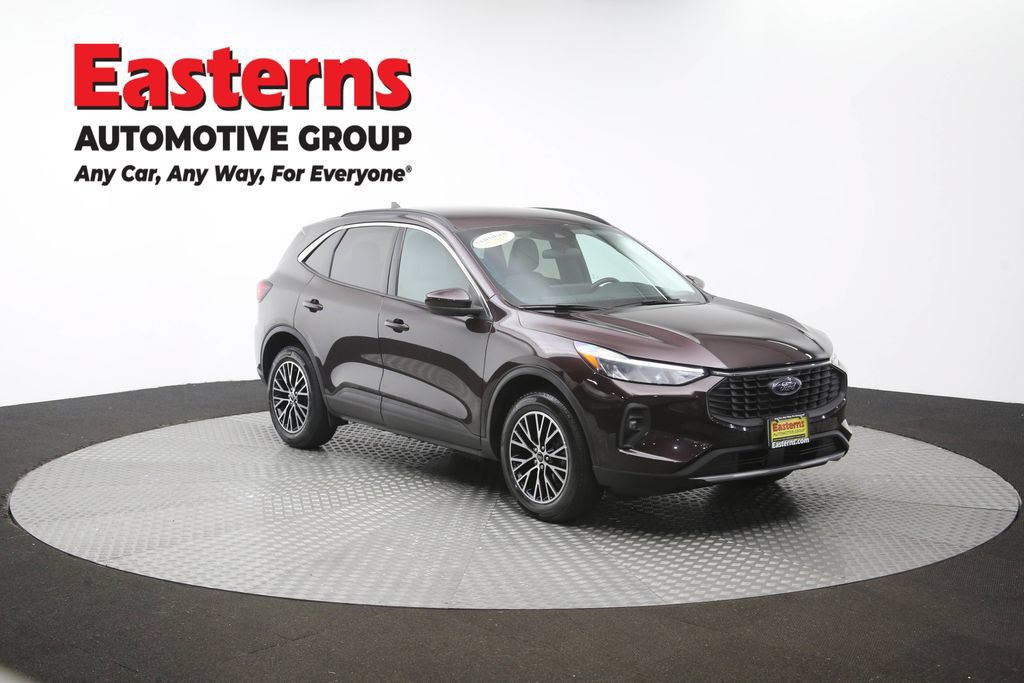 Used 2023 Ford Escape SE FWD image 50