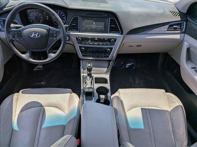Used 2015 Hyundai Sonata Limited w/ Option Group 05 FWD image 14