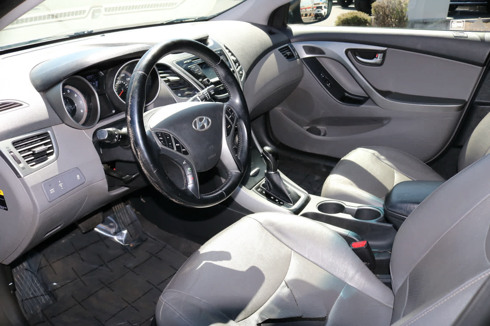 Used 2014 Hyundai Elantra Limited FWD image 7