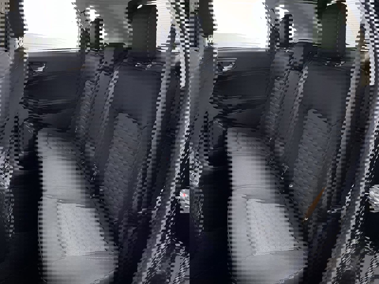 Used 2023 Ford Edge SE image 20