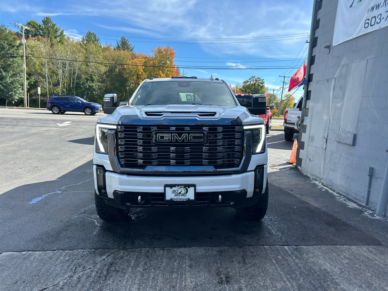 Used 2024 GMC Sierra 2500 Denali Ultimate w/ Snow Plow Prep/Camper Package image 3
