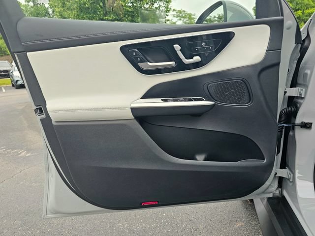 New 2026 Mercedes-Benz GLC 300 4MATIC image 19