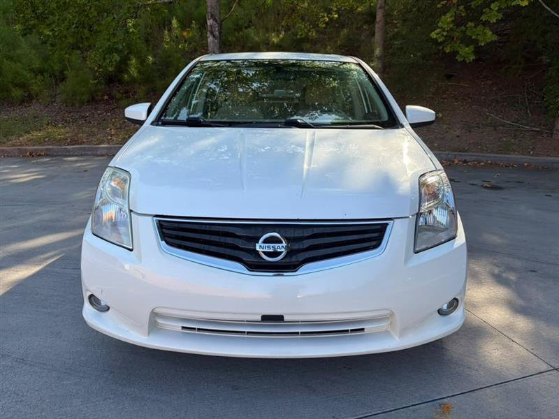 Used 2010 Nissan Sentra 2.0 SL w/ Technology Pkg FWD image 2