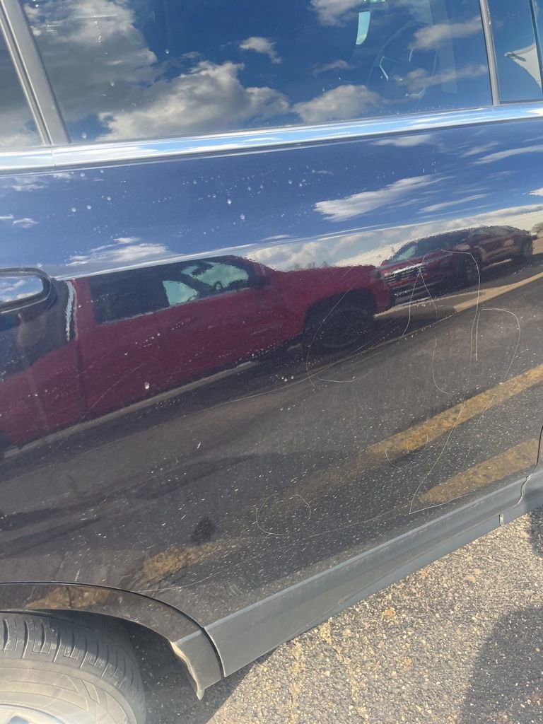 Used 2020 Chevrolet Equinox LT w/ Driver Convenience Package FWD image 10