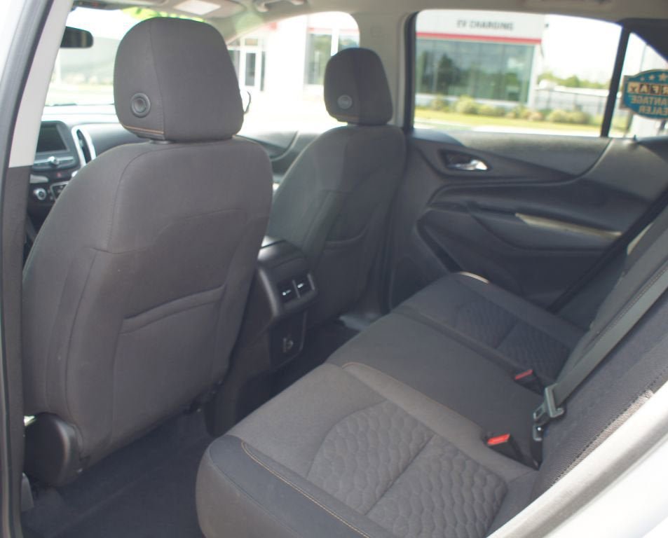Used 2021 Chevrolet Equinox LT FWD image 10
