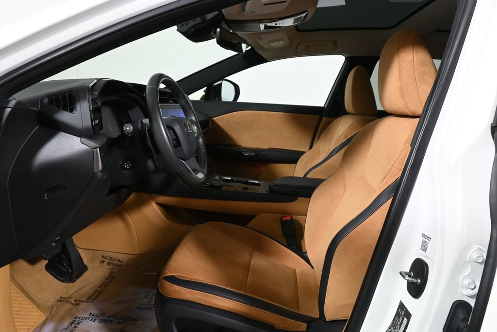 Used 2023 Lexus RZ 450e Premium w/ Accessory Package (2T) image 3