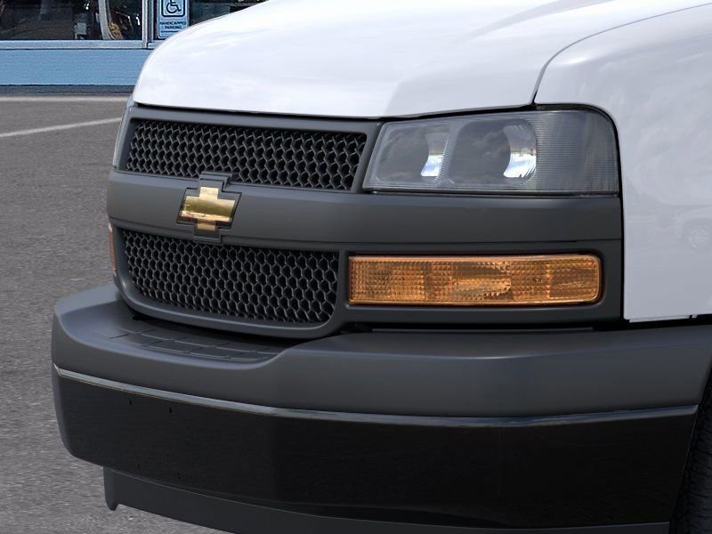 New 2025 Chevrolet Express 3500 w/ Driver Convenience Package RWD image 13