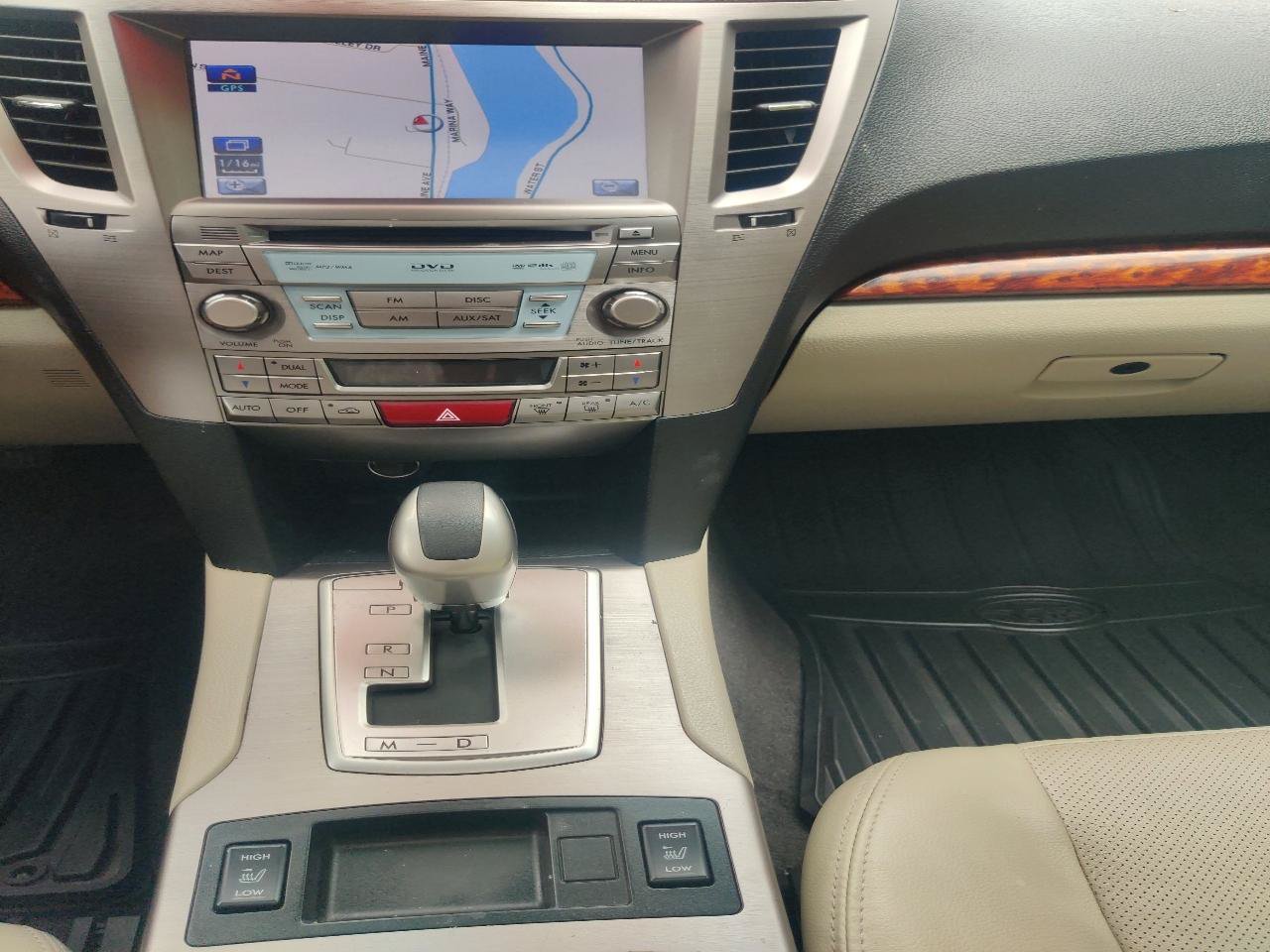 Used 2012 Subaru Outback 3.6R Limited AWD/4WD image 11