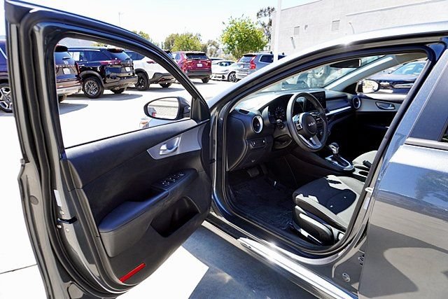 Used 2024 Kia Forte LXS FWD image 45