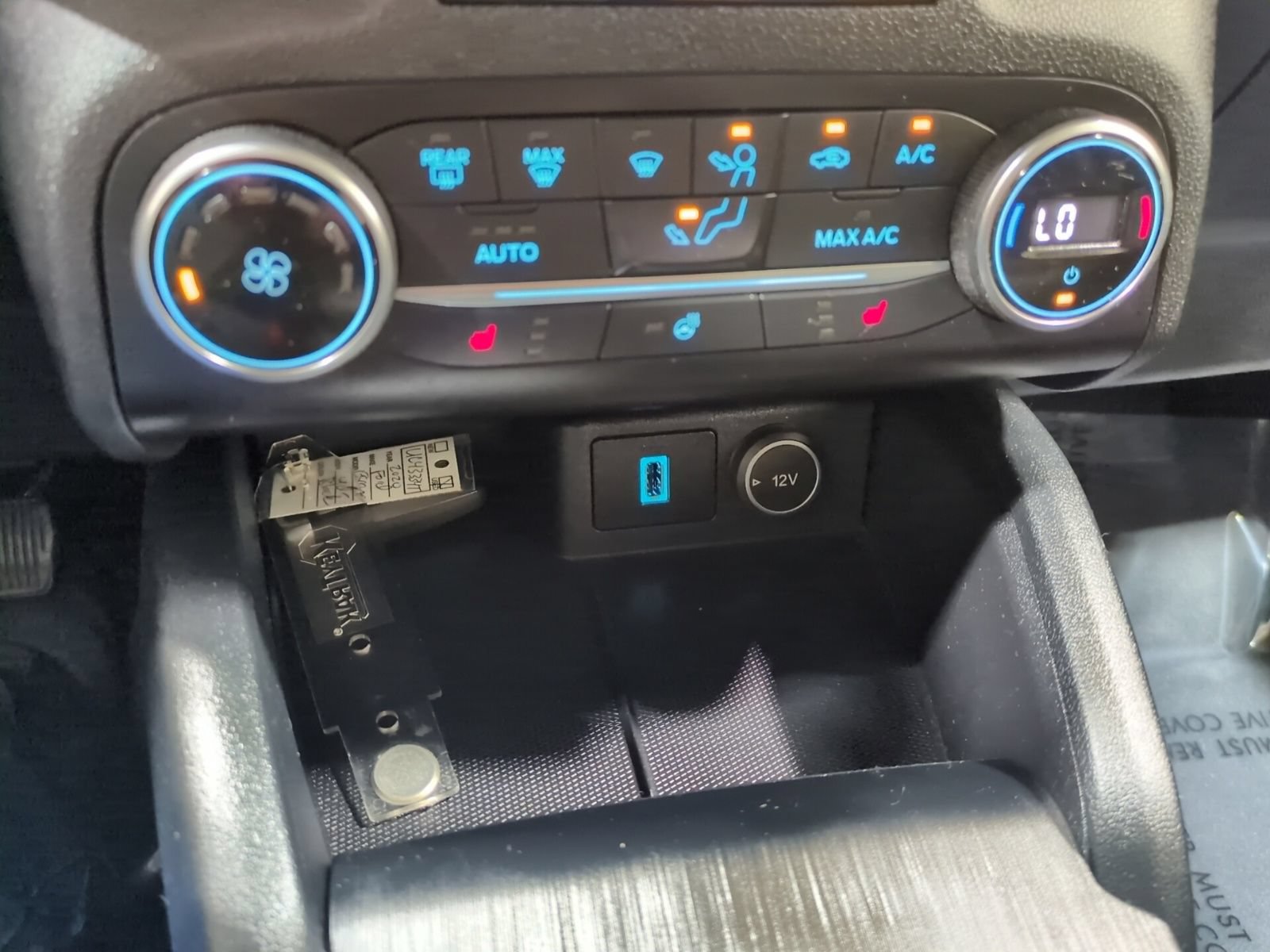 Used 2020 Ford Escape SEL AWD/4WD image 22