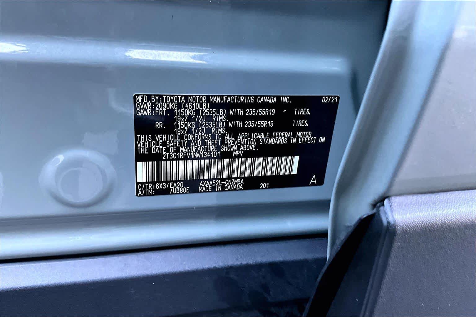Used 2021 Toyota RAV4 XLE Premium FWD image 34
