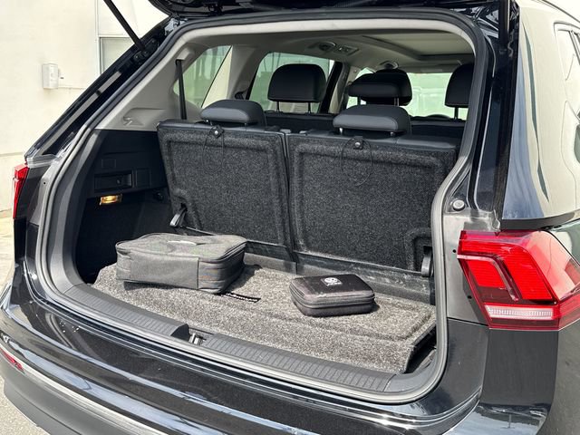 Certified 2021 Volkswagen Tiguan SE w/ Panoramic Sunroof Package image 15