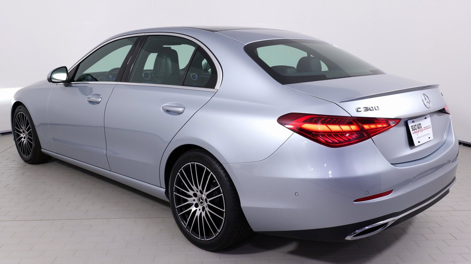 Used 2023 Mercedes-Benz C 300 4MATIC Sedan image 31