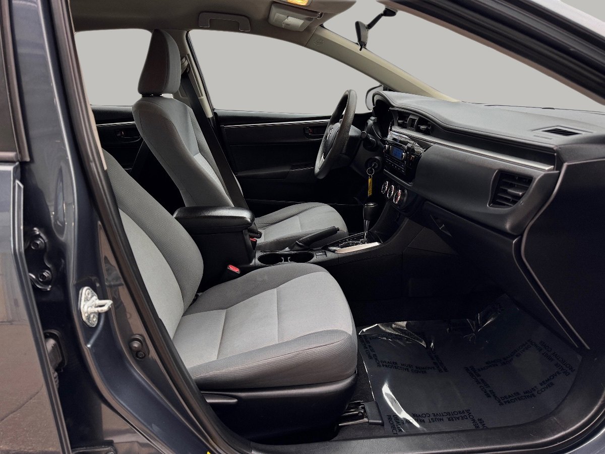 Used 2014 Toyota Corolla L FWD image 19