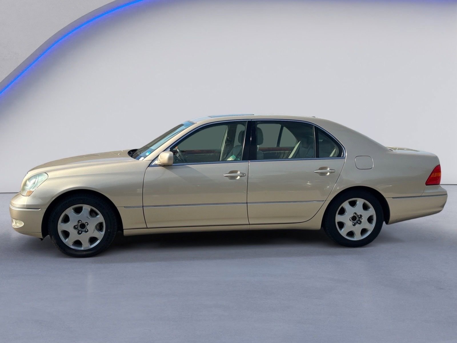 Used 2003 Lexus LS 430 RWD image 3