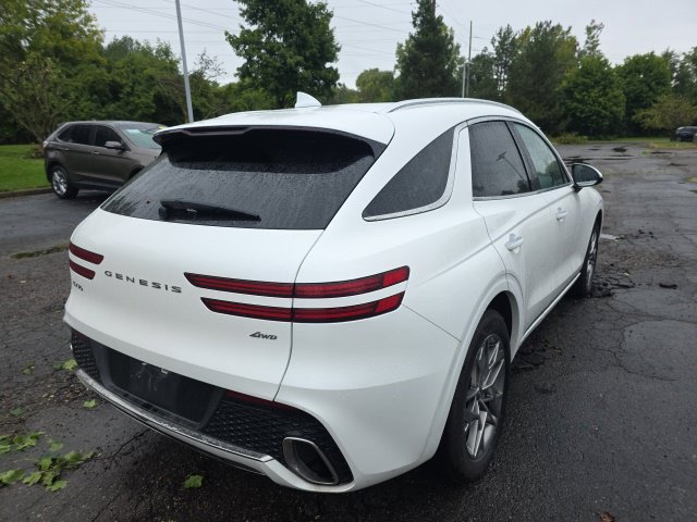 Used 2025 Genesis GV70 2.5T AWD/4WD image 7