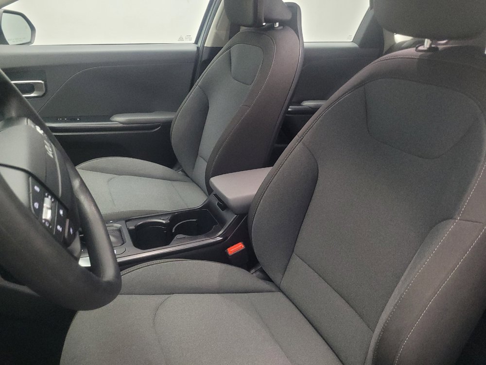 Used 2025 Kia K4 FWD image 17