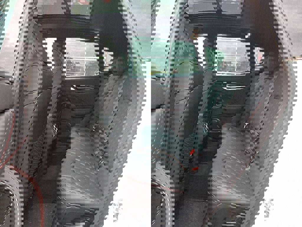 New 2024 Maserati Levante GT Ultima image 27