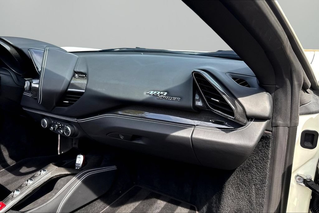 Used 2018 Ferrari 488 Spider RWD image 19