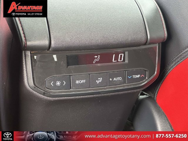 Used 2024 Toyota Highlander XSE AWD/4WD image 18