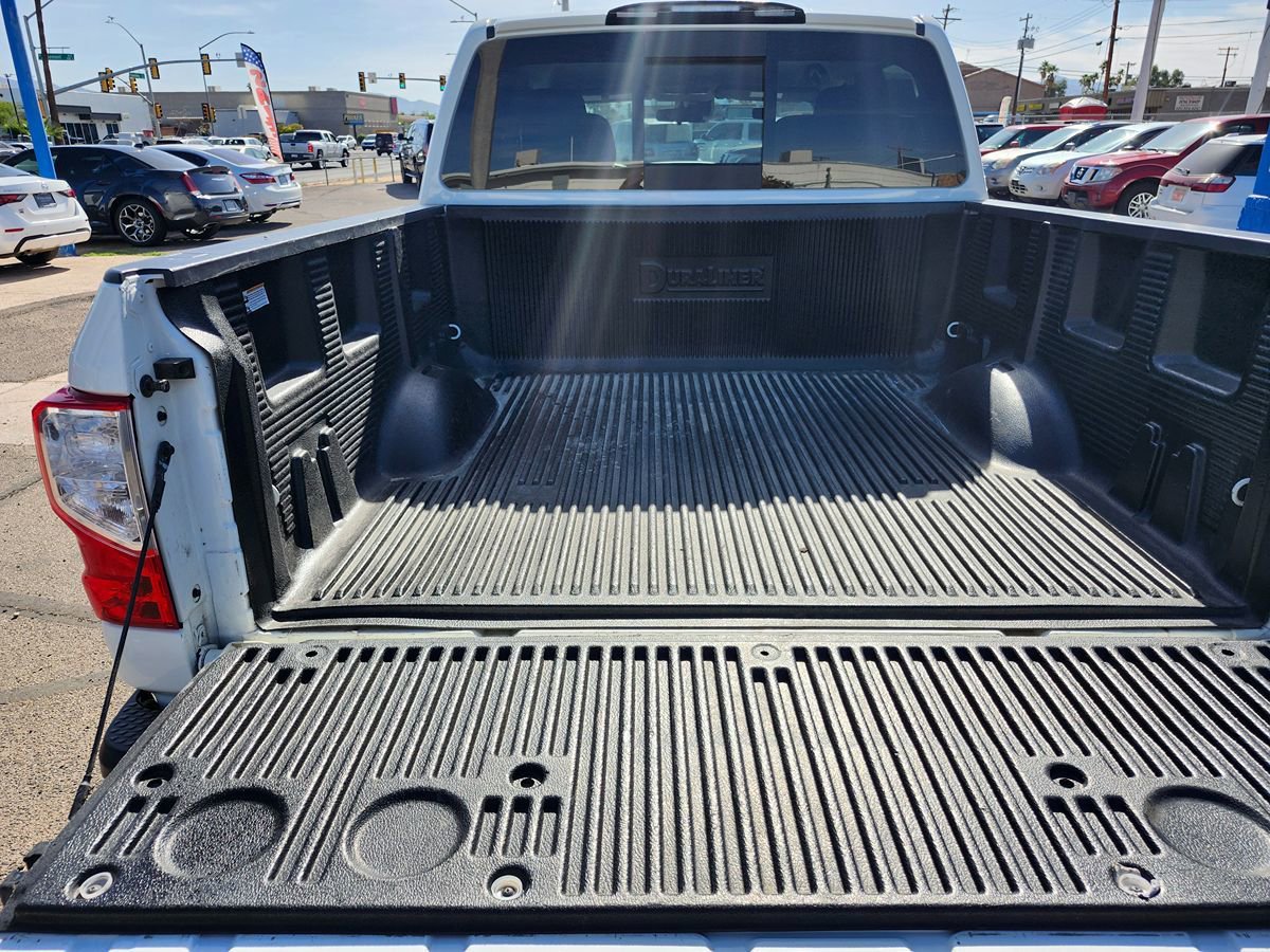Used 2023 Nissan Titan SV RWD image 30