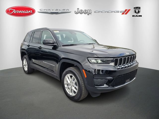 New 2025 Jeep Grand Cherokee Laredo X RWD image 1