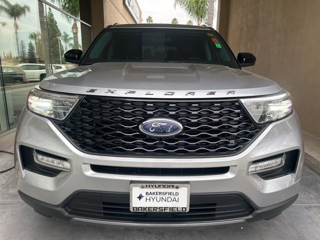 Used 2022 Ford Explorer XLT w/ Equipment Group 202A image 33