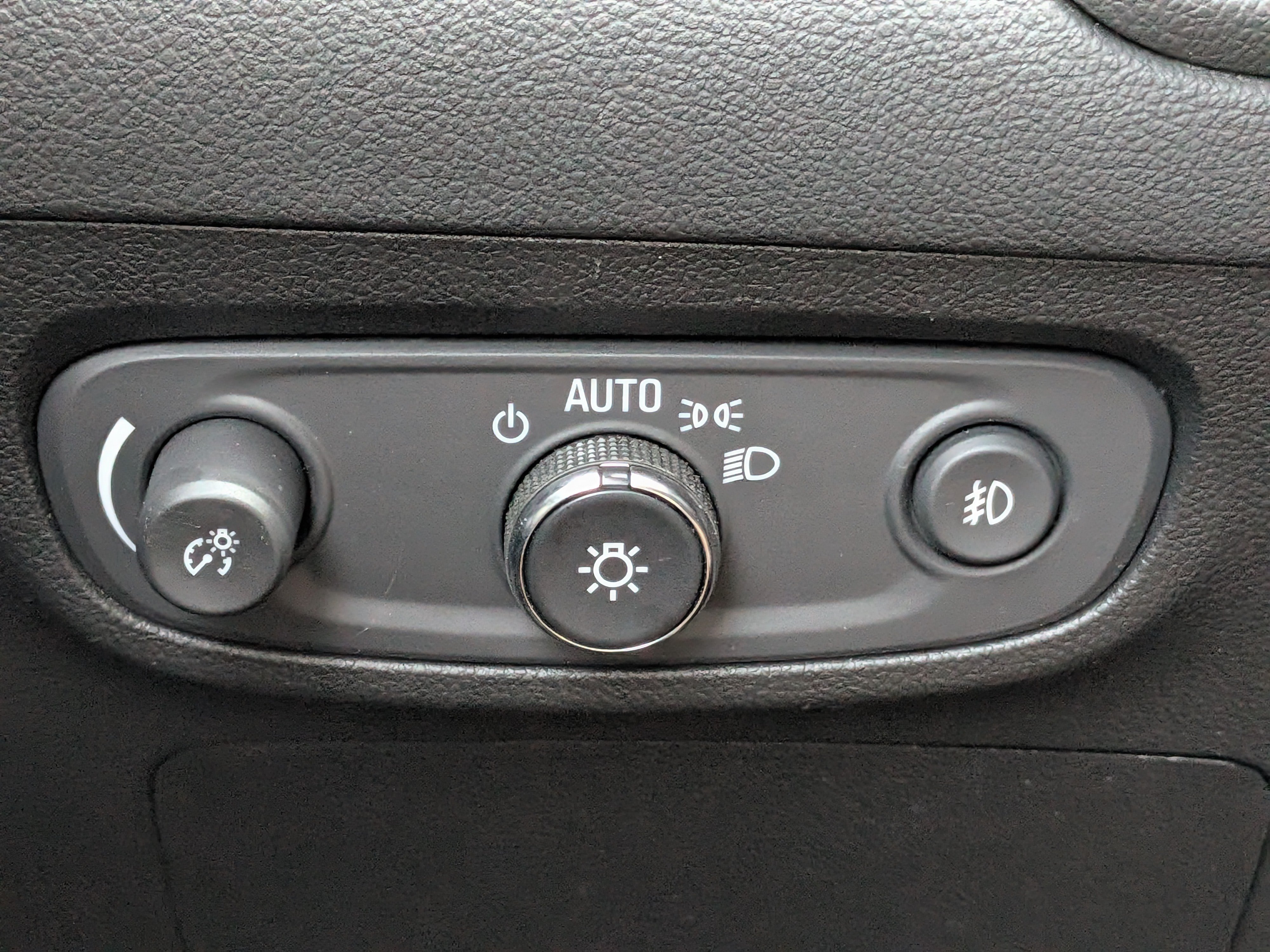 Certified 2023 Buick Encore GX Select FWD image 23