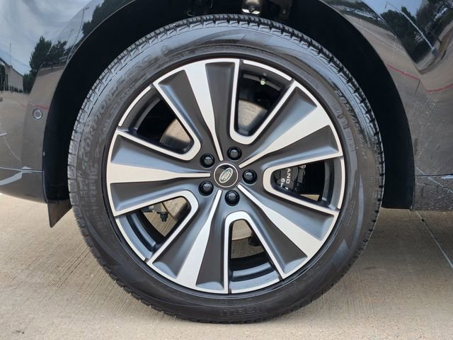Used 2024 Land Rover Range Rover Long Wheelbase SE AWD/4WD image 10