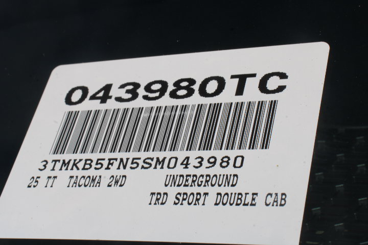 Certified 2025 Toyota Tacoma TRD Sport RWD image 29
