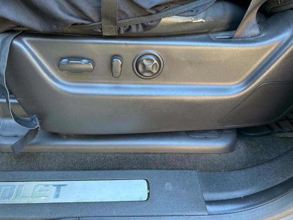 Used 2013 Chevrolet Tahoe LTZ AWD/4WD image 17