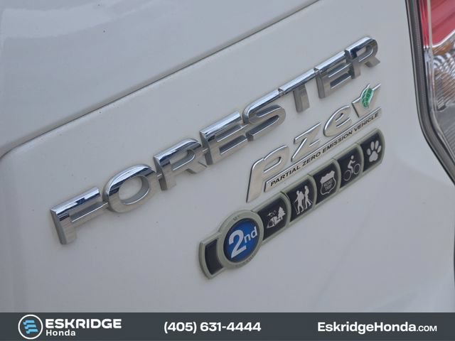 Used 2017 Subaru Forester 2.5i Premium w/ All-Weather Package AWD/4WD image 12