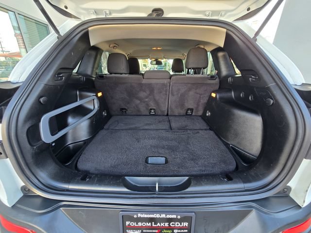 Used 2018 Jeep Cherokee Latitude FWD image 18