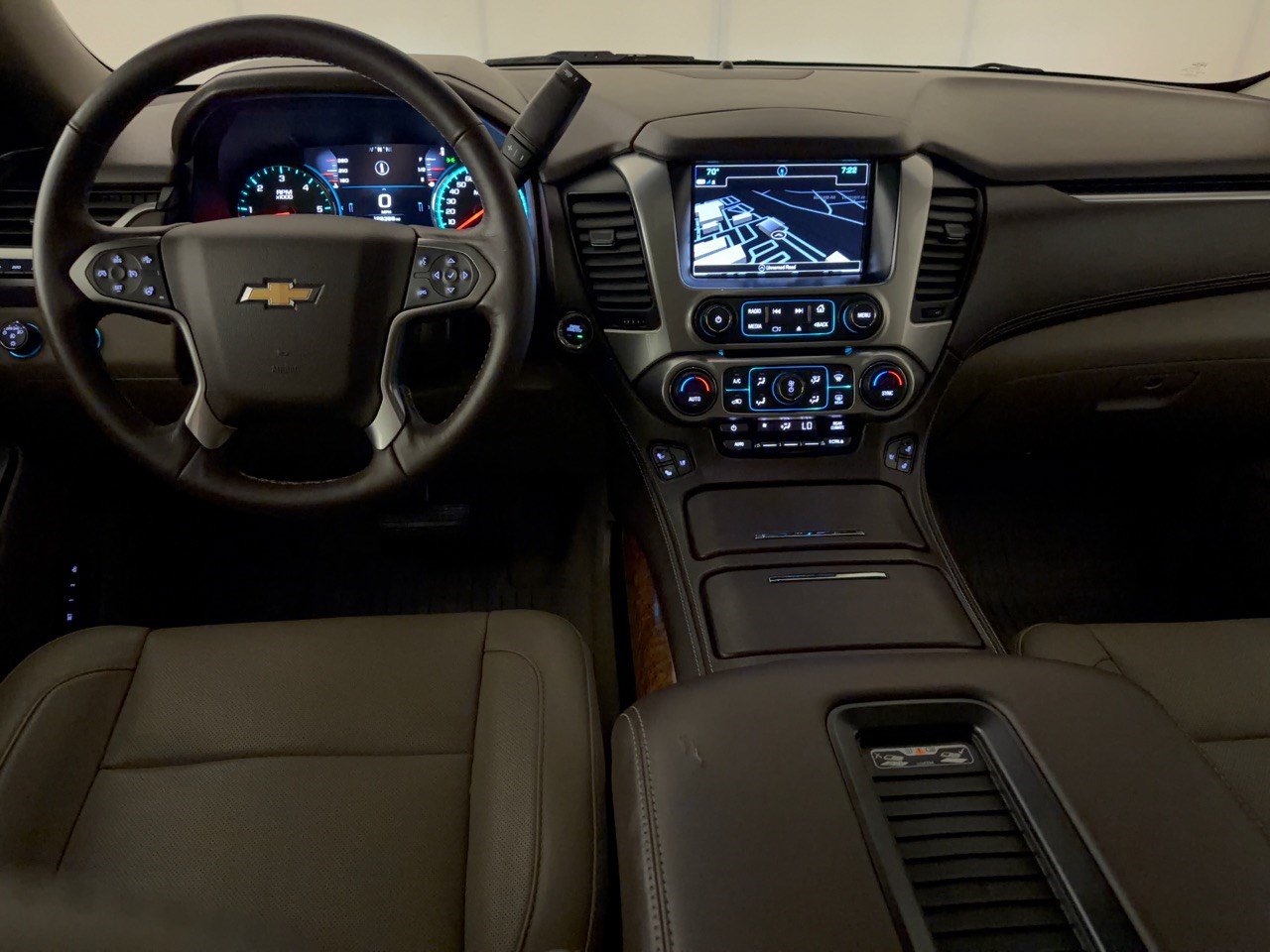 Used 2017 Chevrolet Tahoe Premier AWD/4WD image 17